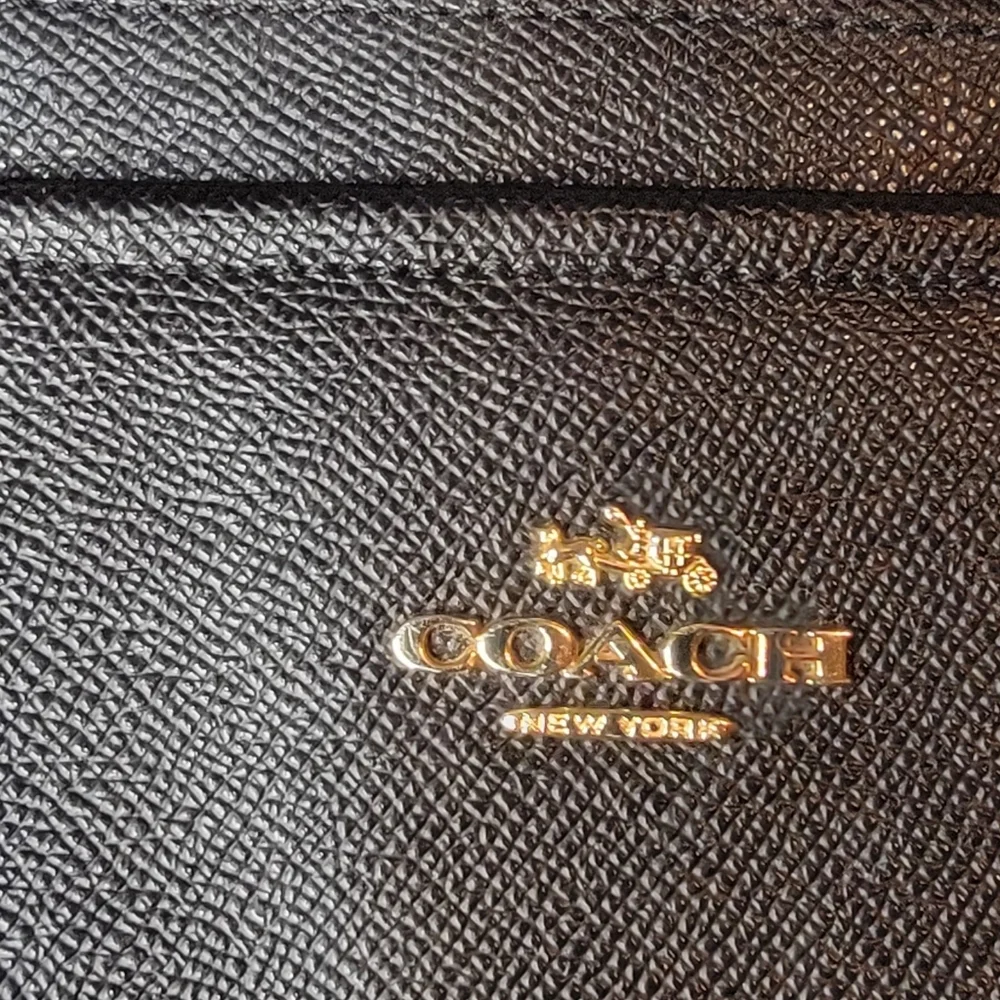 AUTHENTIC 2016 black  leather Coach Baby bag. Has shoulder strap and handles. - Picture 2 of 16